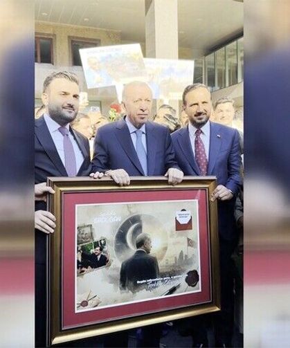 Gençlerden Cumhurbaşkanı Erdoğan'a Babalar Günü sürprizi