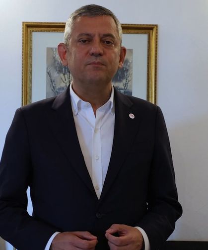 Özgür Özel, Yeni Parti için bağış kampanyası başlattıklarını duyurdu