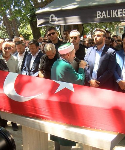 TBMM Başkanı Kurtulmuş, Bandırma’da cenaze törenine katıldı