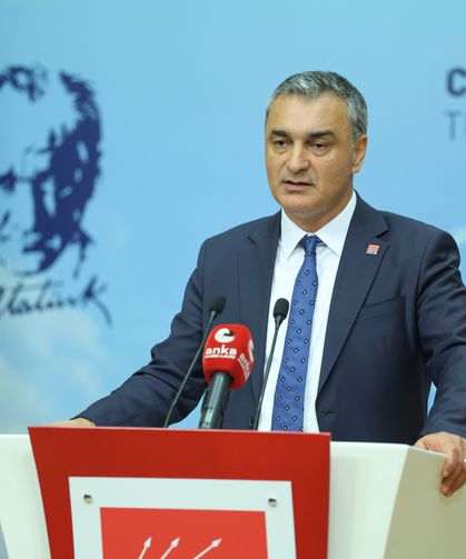 CHP’li Sarı: Başka siyasi partiler için çalışanlar disipline sevk edildi