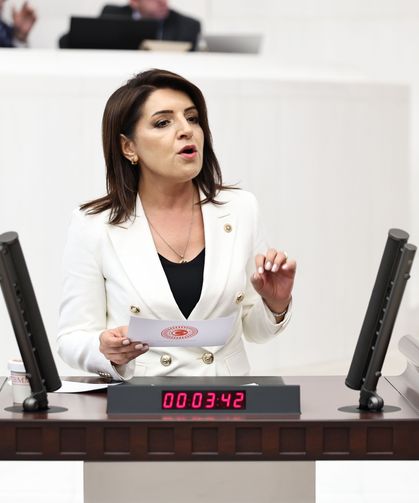 Gülcan Kış: Kemer Hazine’ye değil, milletin boğazına sıkıldı