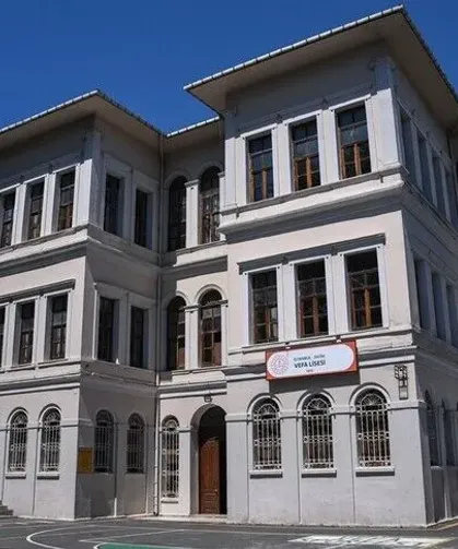 Vefa Lisesi, tarihi mirasıyla eğitimde simge olmayı sürdürüyor