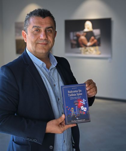 Türkiye'nin 90'lardan günümüze değişiminin öyküsü raflarda