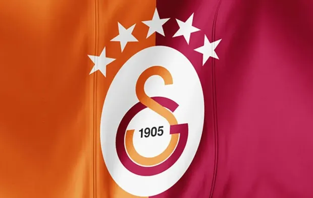 Galatasaray'dan Sağ Kanat Bombası! Büyük Teklif Masada