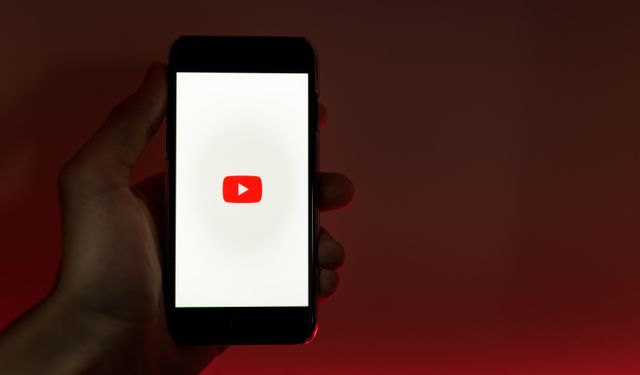 Teyit, “YouTube Pişmanlıkları”nı Türkçeye kazandırdı
