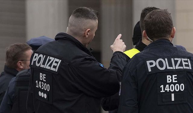 Almanya'da yabancı kökenliler, daha fazla polis kontrolüne maruz kalıyor
