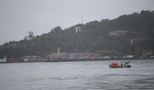 Zonguldak'ta batan geminin kayıp 10 personelini arama çalışmaları sürüyor