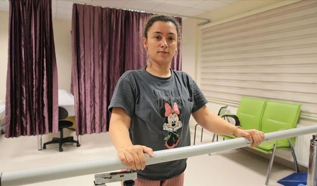 Serebral palsili kadın, 31 yıl sonra desteksiz yürümeye başladı