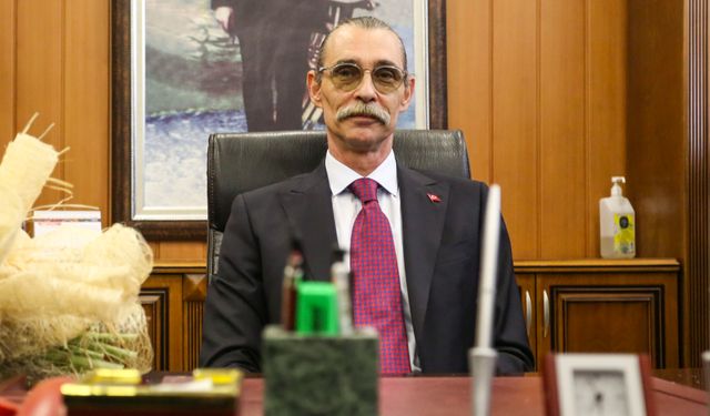 Erdal Beşikçioğlu, Etimesgut Belediye Başkanlığından uzaklaştırıldı