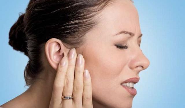 Kulakta tıkanma varsa uçak yolculuğuna dikkat!