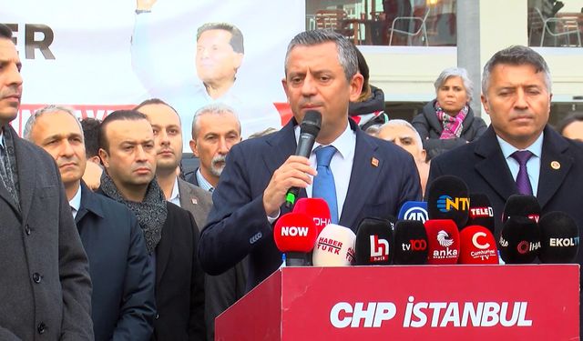 Özgür Özel: Esenyurt'ta demokrasi nöbetine devam etme kararı aldık