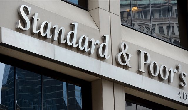 S&P küresel ekonominin gelecek yıl yüzde 3 büyüyeceğini öngördü