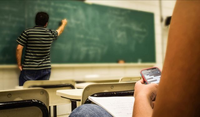 MEB'in 4. sınıflara yönelik "Dijital Dünyada Ekran Kullanımı Araştırması" sonuçlandı