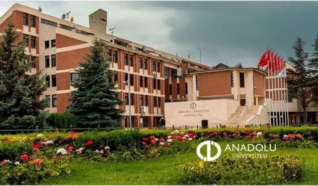 Anadolu Üniversitesinden Açıköğretim Fakültesi öğrencilerine uyarı
