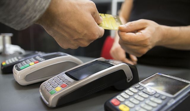 Kartlı ödemeler martta 1,75 trilyon lira oldu