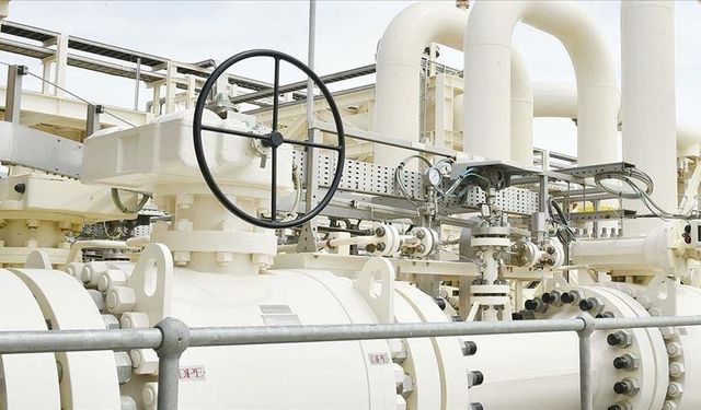 İran, Azerbaycan üzerinden Rusya'dan yıllık 55 milyar metreküp doğal gaz ithal edecek