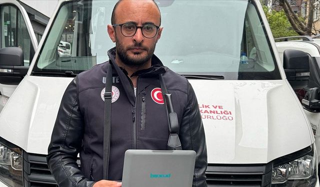 Çevre, Şehircilik ve İklim Değişikliği Bakanlığı ekipleri Küçükçekmece'de hasar tespit çalışması yaptı