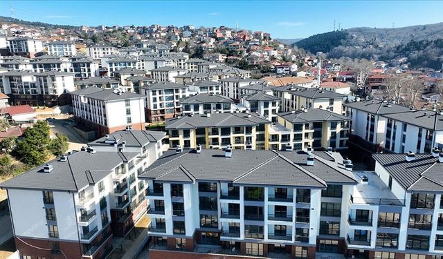 İstanbul'daki 1,5 milyon riskli konut için "güçlendirme veya dönüşümde acele edin" uyarısı