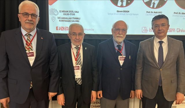 "Türkçe Düşünmek, Konuşmak ve Yazmak" çalıştayı İstanbul'da başladı