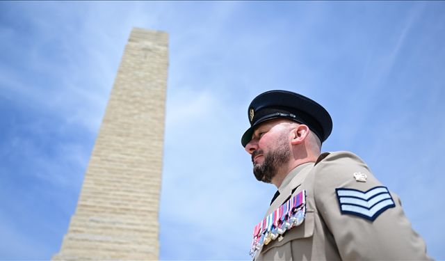 Çanakkale Kara Savaşları'nın 110. yılı dolayısıyla İngiliz Milletler Topluluğu Anıtı'nda tören düzenlendi