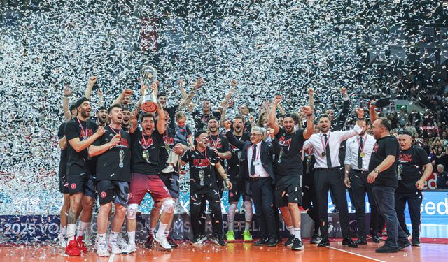 Efeler Ligi Şampiyonu Ziraat Bankkart