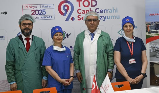 Göz hekimleri canlı yayında 70 göz ameliyatı yapacak