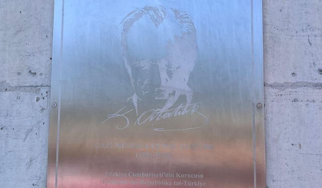 Avrupa'da bir caddeye ‘Atatürk’ ismi verildi
