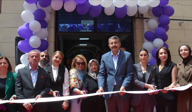 Hakkarili kadınlar Anneler Günü'nde iş yeri sahibi oldu