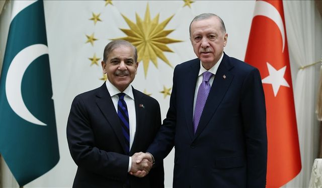 Erdoğan, Pakistan Başbakanı Şerif ile telefonda görüştü