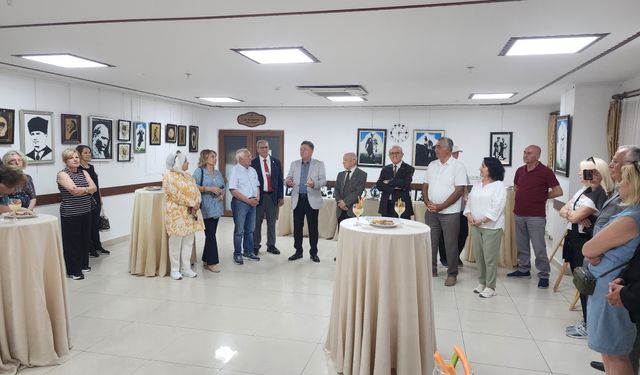 Ankara Kulübü'nde "Geldikleri Gibi Giderler" Sergisi