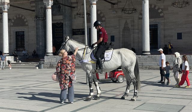 Konya'da atlı polis birliği göreve başladı