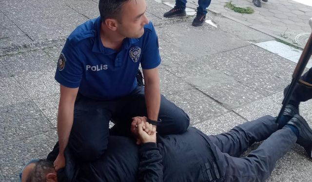 Eskişehir'de bankaya tüfekle girip kredi isteyen şüpheli gözaltına alındı
