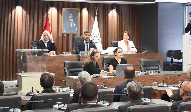 Gaziosmanpaşa Belediyesi'nde başkanvekili Eray Karadeniz oldu