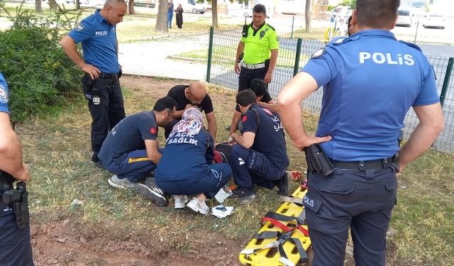 Parkta çıkan kavgada bıçaklandı
