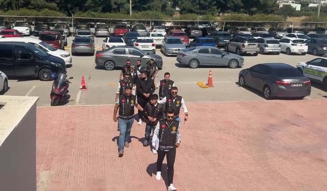‘Polisiz’ yalanıyla 40 milyon liralık dolandırıcılıkta 5 tutuklama