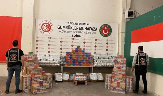 TIR’da 12 bin 545 cep telefonu, 10 bin elektronik sigara ele geçirildi