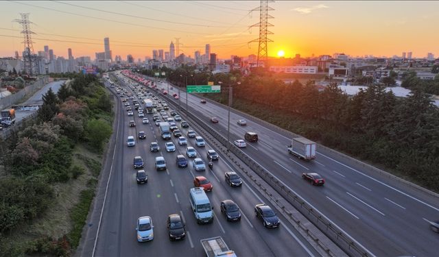 İstanbul'da hava kalitesini bozan en önemli etken "trafik"
