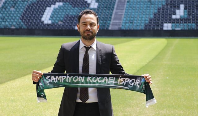 Kocaelispor, teknik direktör Selçuk İnan ile sözleşme imzaladı