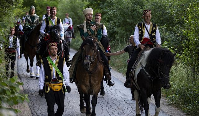 Bosna Hersek'te 515'inci Ayvaz Dede Şenlikleri'ne katılacak atlılar yola çıktı