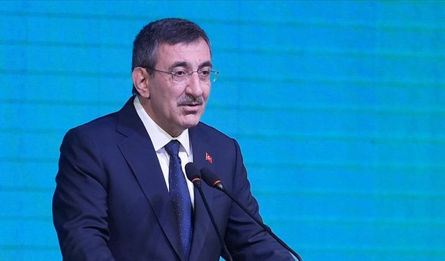 Cumhurbaşkanı Yardımcısı Yılmaz: (Yeni anayasa çalışmaları) Bayram sonrasında daha yoğunlaşacak