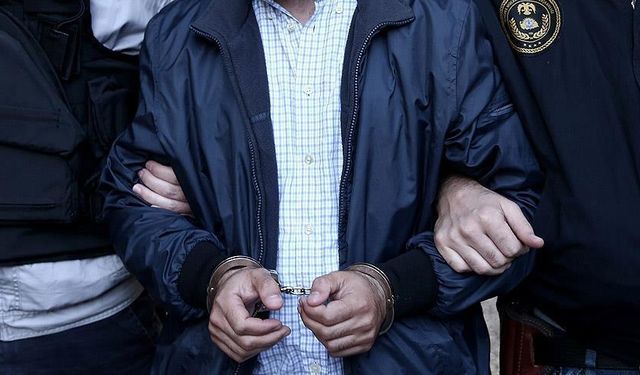 Ankara'da uyuşturucu ele geçirilen takside gözaltına alınan 2 şüpheli tutuklandı