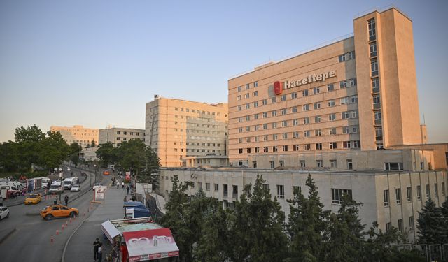 Hacettepe Üniversitesi Hastanesinin çocuk bölümünde çıkan yangın söndürüldü