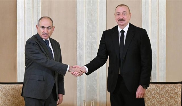 Aliyev ve Paşinyan, Abu Dabi'de bir araya geldi