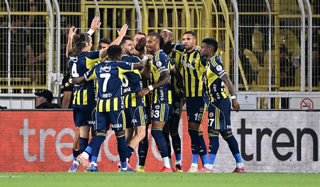 Fenerbahçe, ligdeki ilk 3 puanını 3 golle aldı