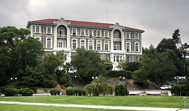 6 YKS birincisinden 5'i mühendislik, 1'i hukuk fakültelerini kazandı