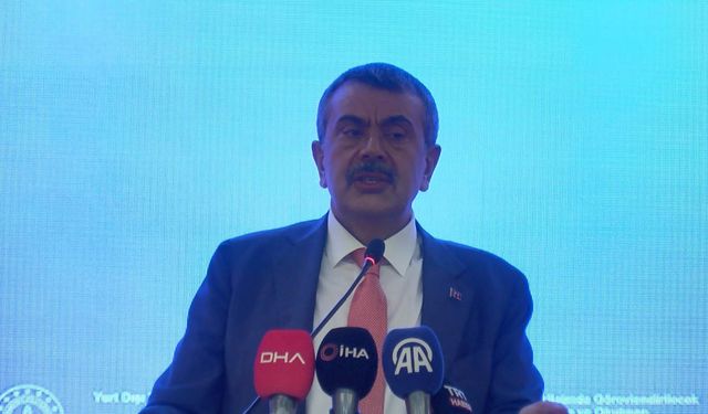 Bakan Tekin: Yabancı dil eğitiminde mantığı değiştirmeliyiz