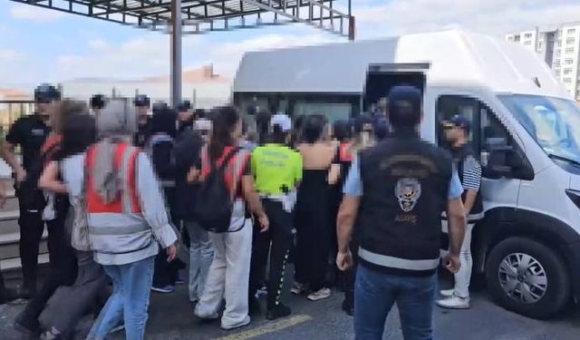Küçükçekmece’de güzellik merkezlerine operasyon: 18 gözaltı
