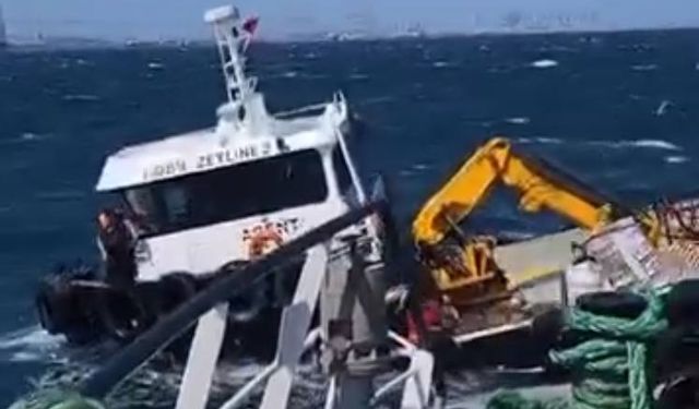 Zeytinburnu’nda alabora olan tekne battı: 4 kişi kurtarıldı