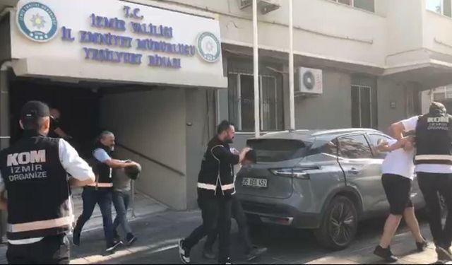 İzmir’de iş yeri ve araç kurşunlamaya 2 tutuklama