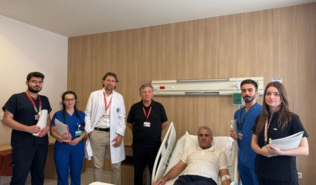 Mide kanserini robotik cerrahi ile yendi